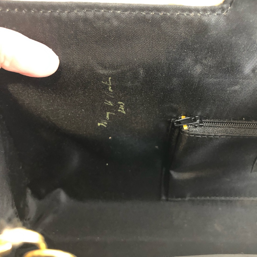 Hand signed 2003 MOO ROO handbag - Picture 4 of 8